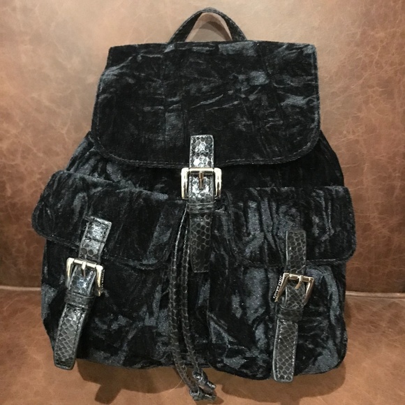 Steve Madden Handbags - NWT Steve Madden black crushed velvet backpack